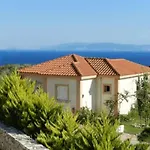 Fiora Trapezaki (Kefalonia)