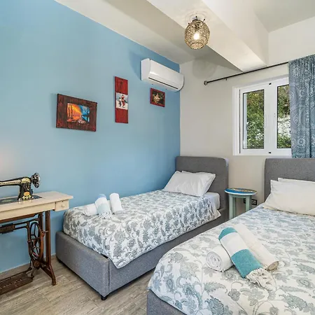 Fiora * Trapezaki (Kefalonia)