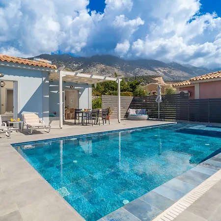 Fiora Villas *